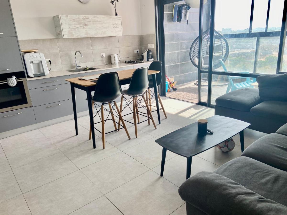 Beauty Apartment 3 Rooms Wi-Fi Netanya Exterior photo